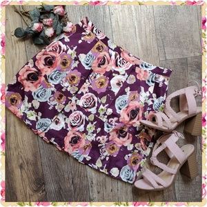 ARDEN B FLORAL SKIRT SIZE M